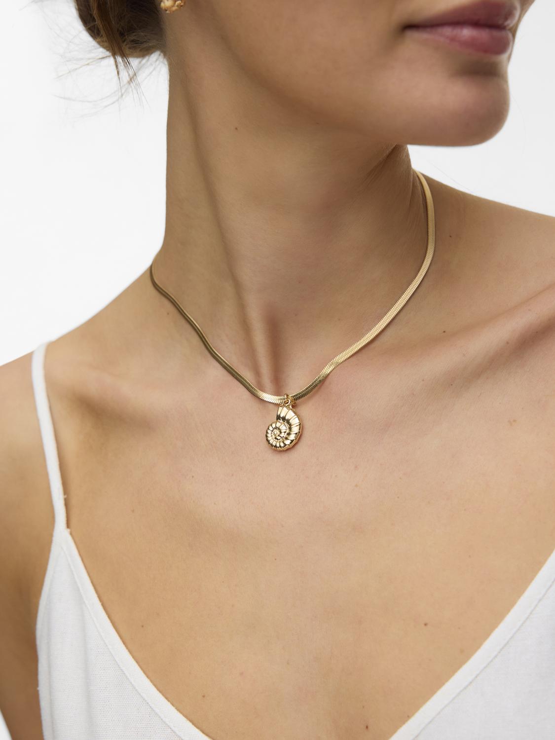 VMCHELLY Necklace - Gold Colour - VERO MODA & VILA Bergvik